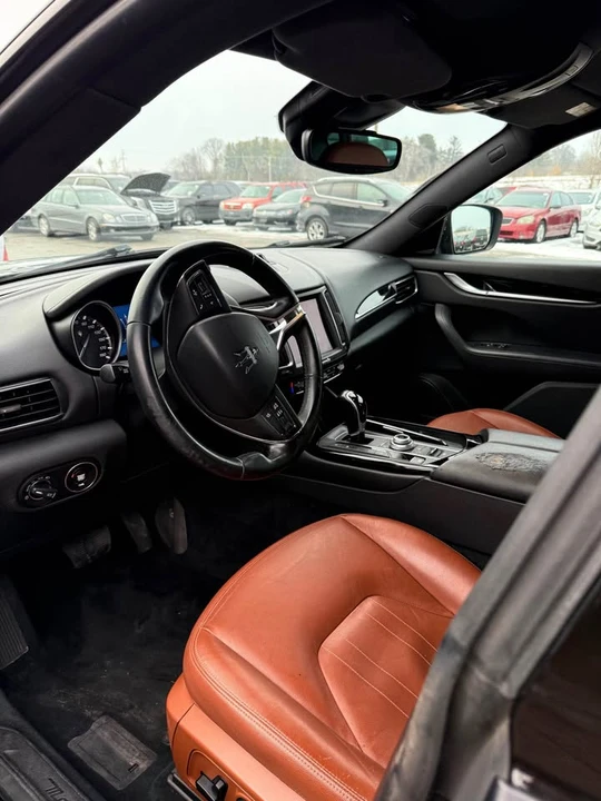 2018 Maserati Levante - Image 5 of 8