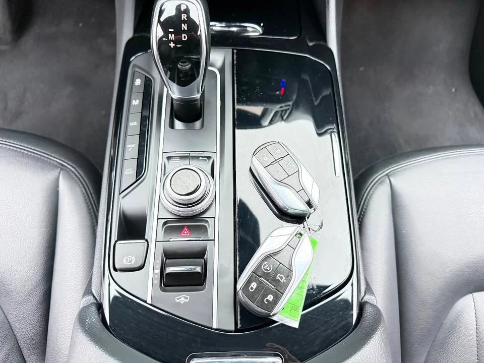 2018 Maserati Levante - Image 15 of 17