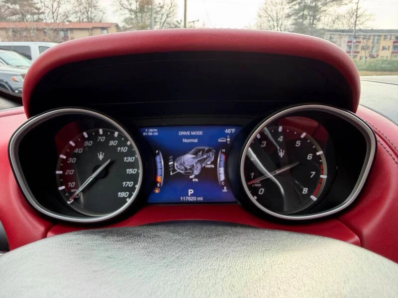 2018 Maserati Levante - Image 13 of 20