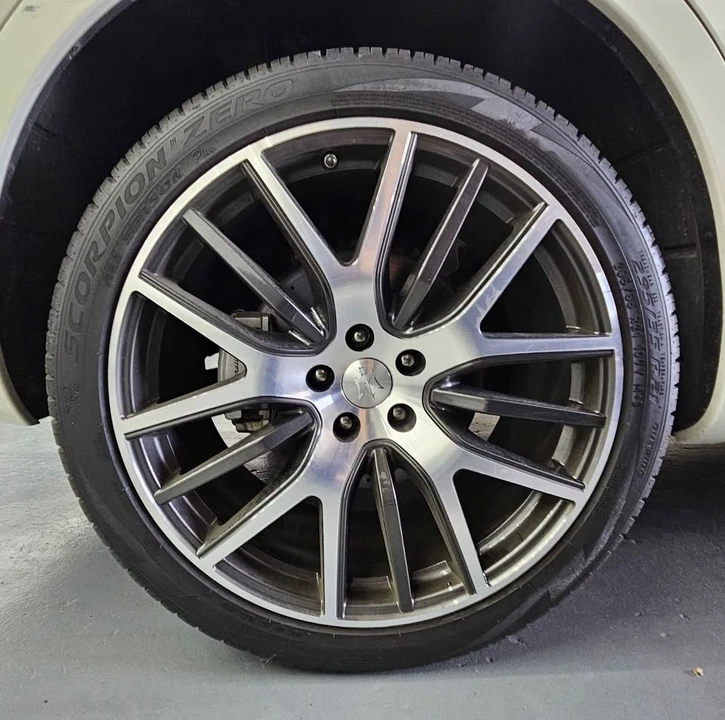 2018 Maserati Levante - Image 12 of 15