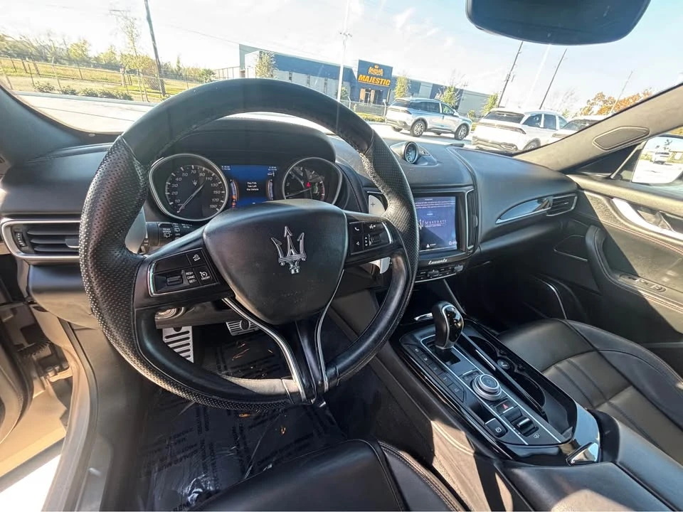 2018 Maserati Levante - Image 8 of 16