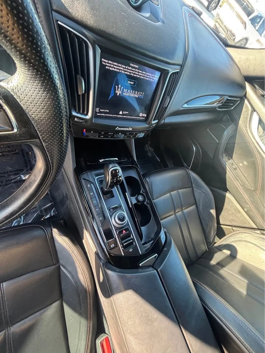 2018 Maserati Levante - Image 15 of 16