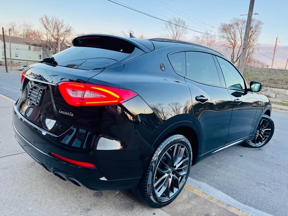 2018 Maserati Levante - Image 3 of 19