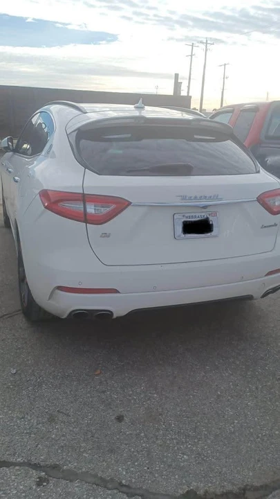 2018 Maserati Levante - Image 2 of 5