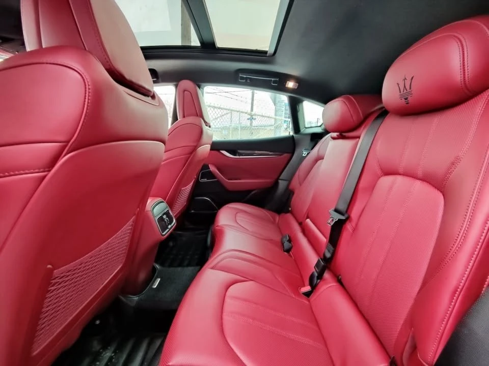 2018 Maserati Levante - Image 11 of 18