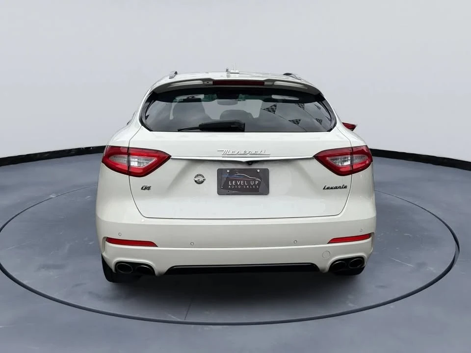 2018 Maserati Levante - Image 6 of 11