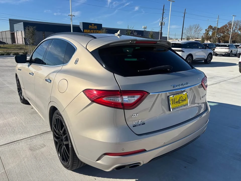 2018 Maserati Levante - Image 2 of 16