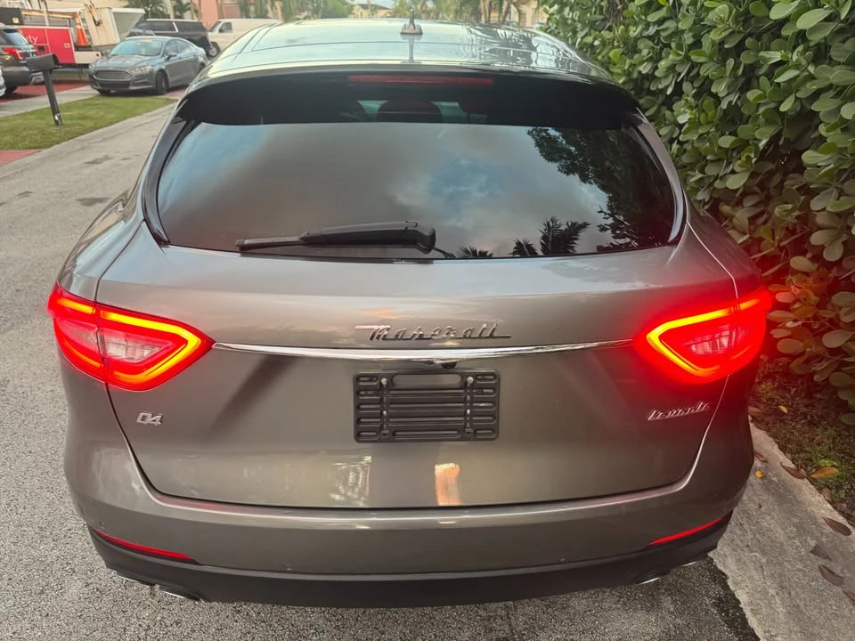 2018 Maserati Levante - Image 6 of 12