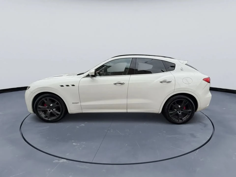 2018 Maserati Levante - Image 8 of 11