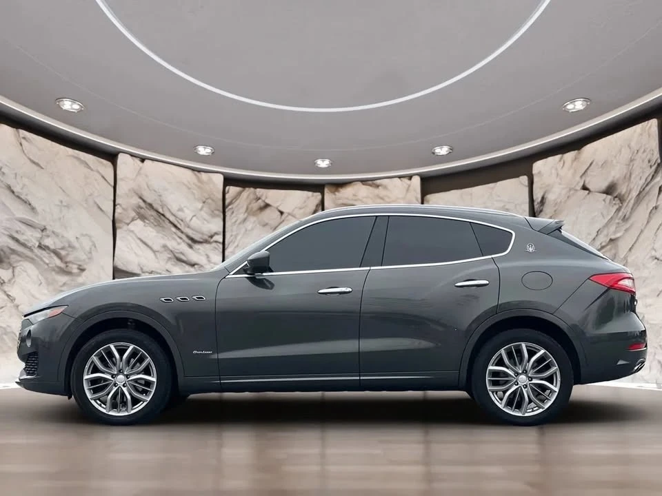 2018 Maserati Levante - Image 9 of 20