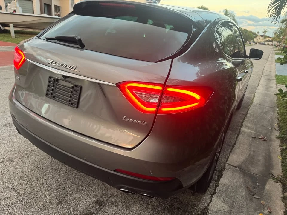 2018 Maserati Levante - Image 7 of 12