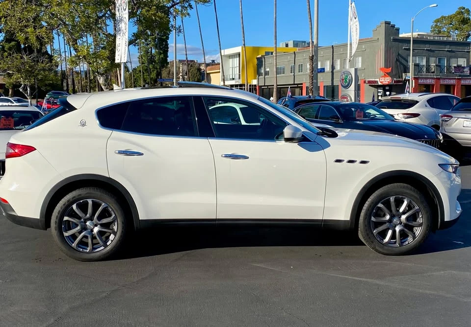 2018 Maserati Levante - Image 5 of 5