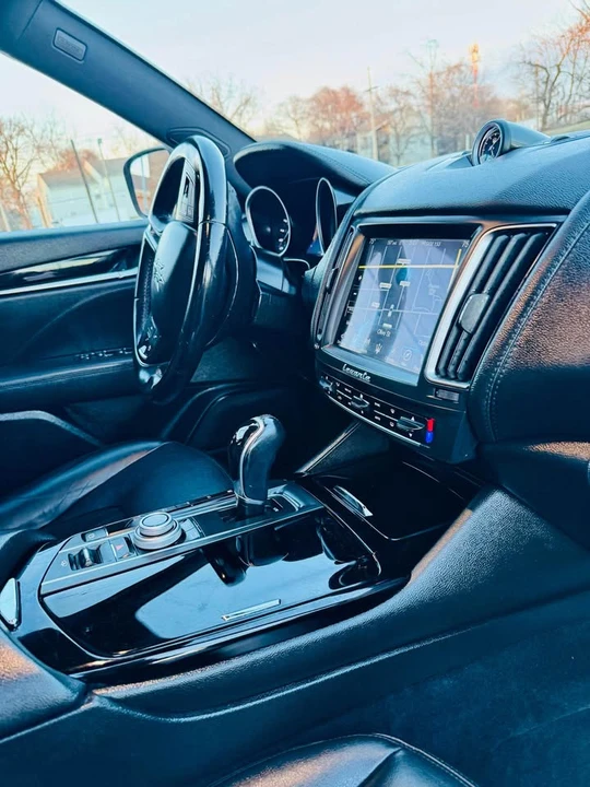 2018 Maserati Levante - Image 19 of 20