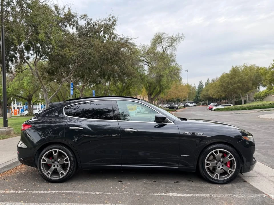 2018 Maserati Levante - Image 7 of 16