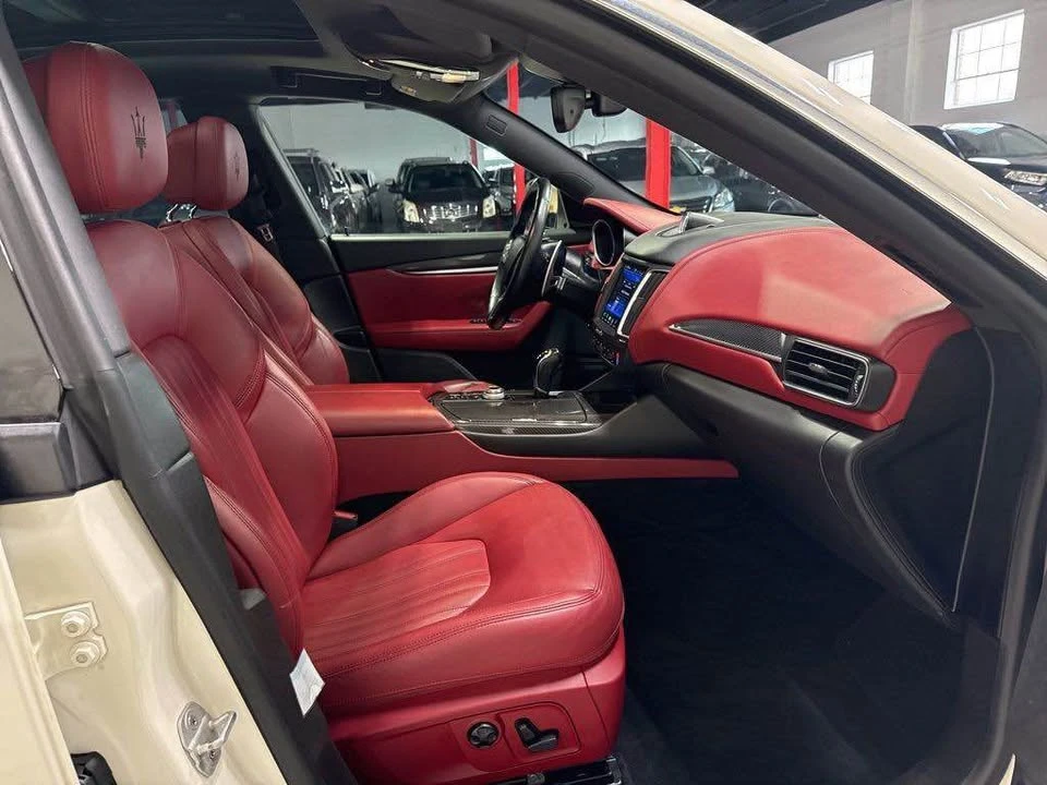 2018 Maserati Levante - Image 18 of 19