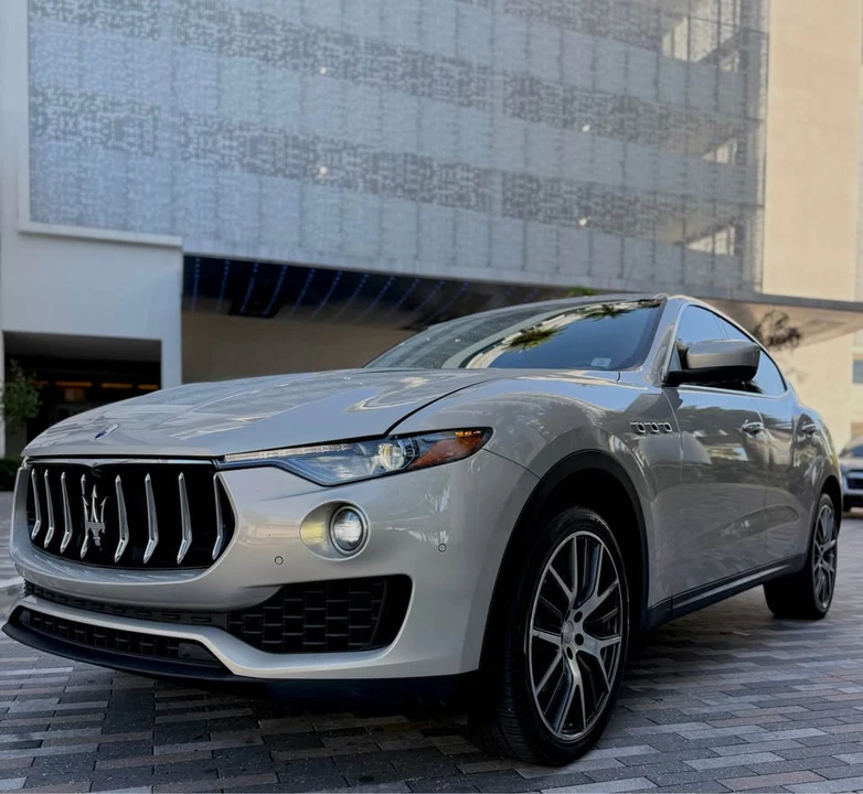 2018 Maserati Levante - Image 2 of 19
