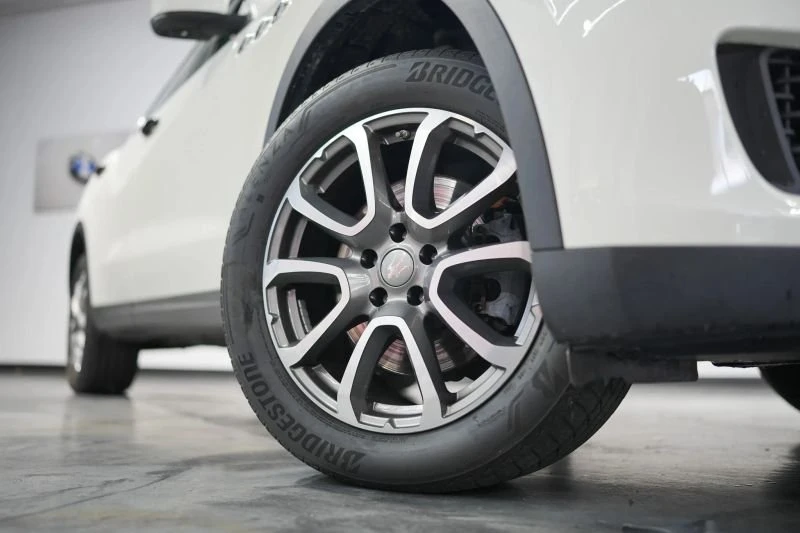 2018 Maserati Levante - Image 6 of 20