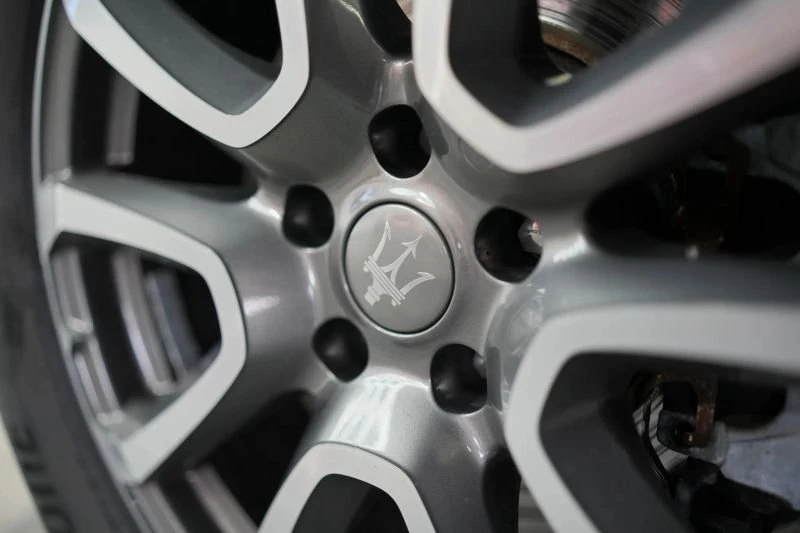 2018 Maserati Levante - Image 7 of 20