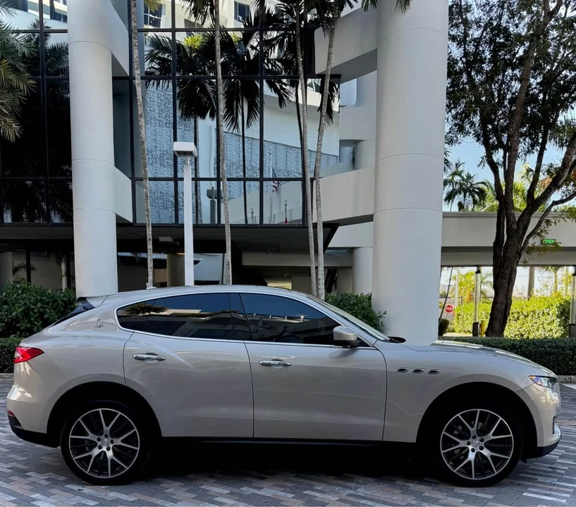 2018 Maserati Levante - Image 6 of 19