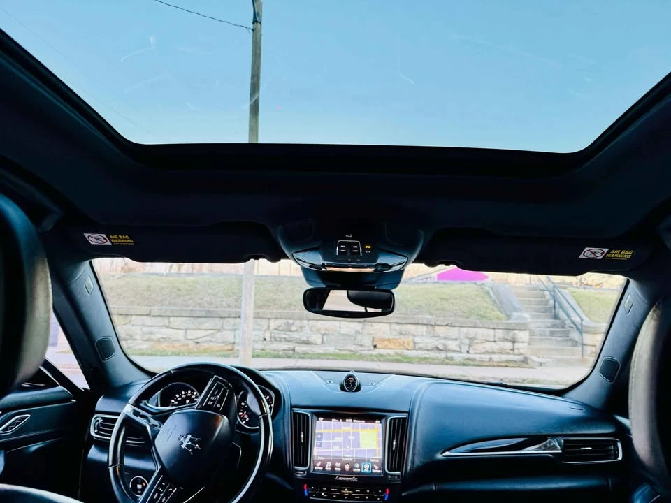 2018 Maserati Levante - Image 17 of 20