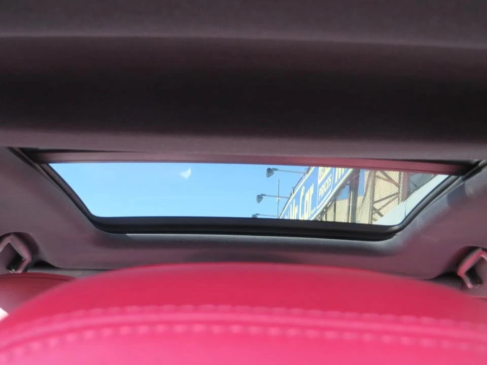 2018 Maserati Levante - Image 11 of 19
