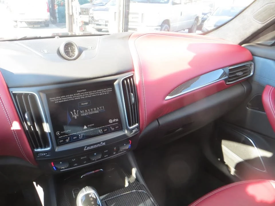 2018 Maserati Levante - Image 18 of 19