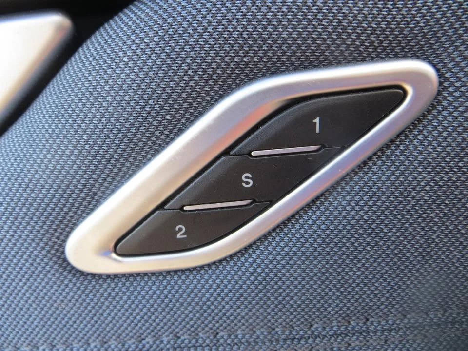 2018 Maserati Levante - Image 12 of 19
