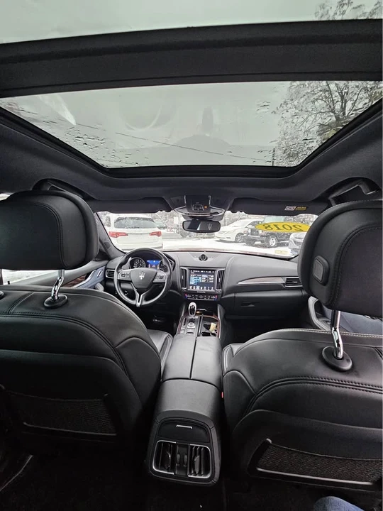 2018 Maserati Levante - Image 17 of 20