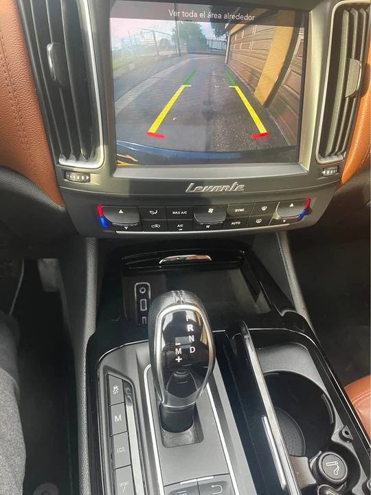 2018 Maserati Levante - Image 5 of 9