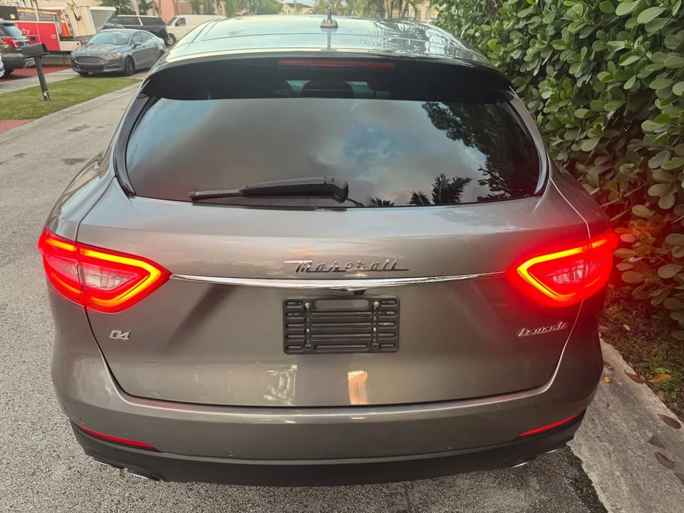 2018 Maserati Levante - Image 5 of 11