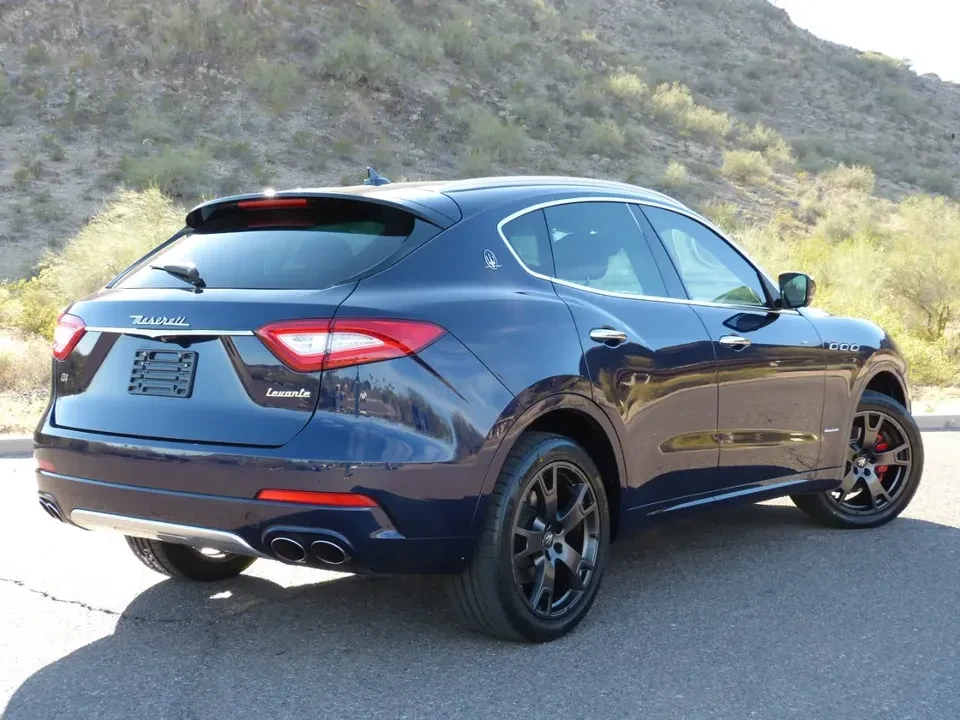 2018 Maserati Levante - Image 7 of 19