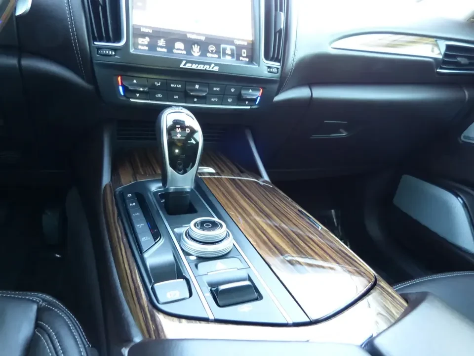 2018 Maserati Levante - Image 14 of 19