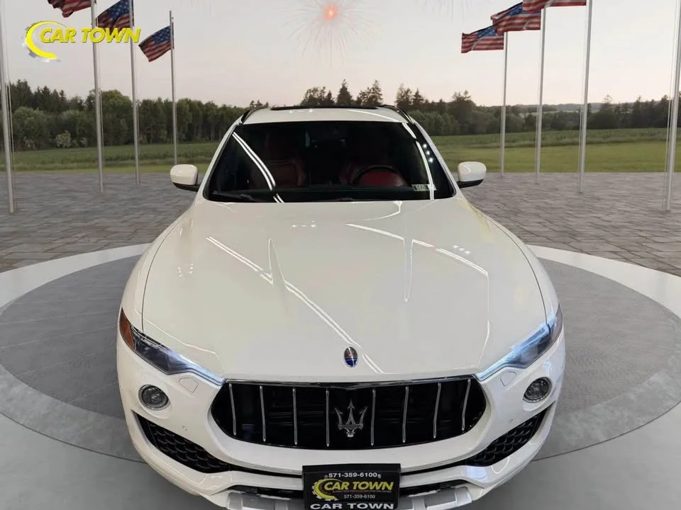 2018 Maserati Levante - Image 2 of 10