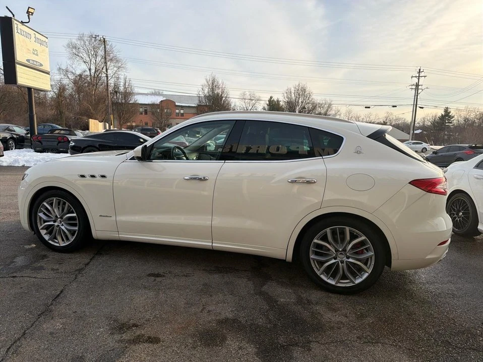 2018 Maserati Levante - Image 9 of 20