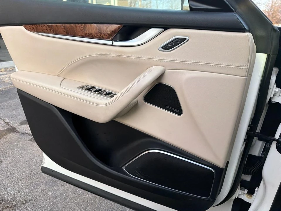 2018 Maserati Levante - Image 18 of 20