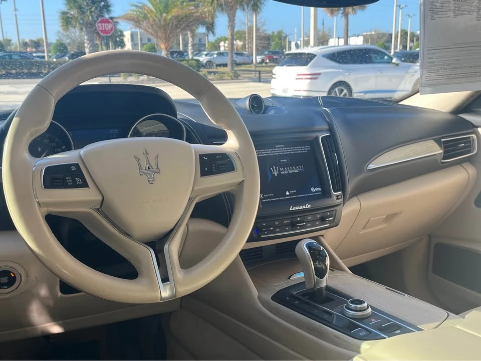 2018 Maserati Levante - Image 11 of 20