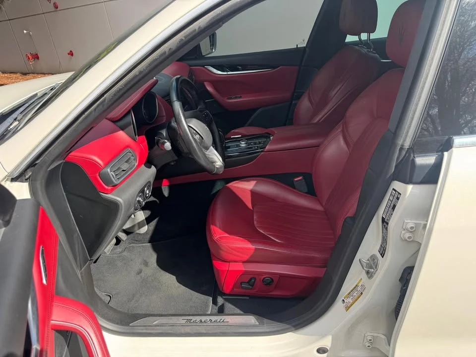 2018 Maserati Levante - Image 16 of 20