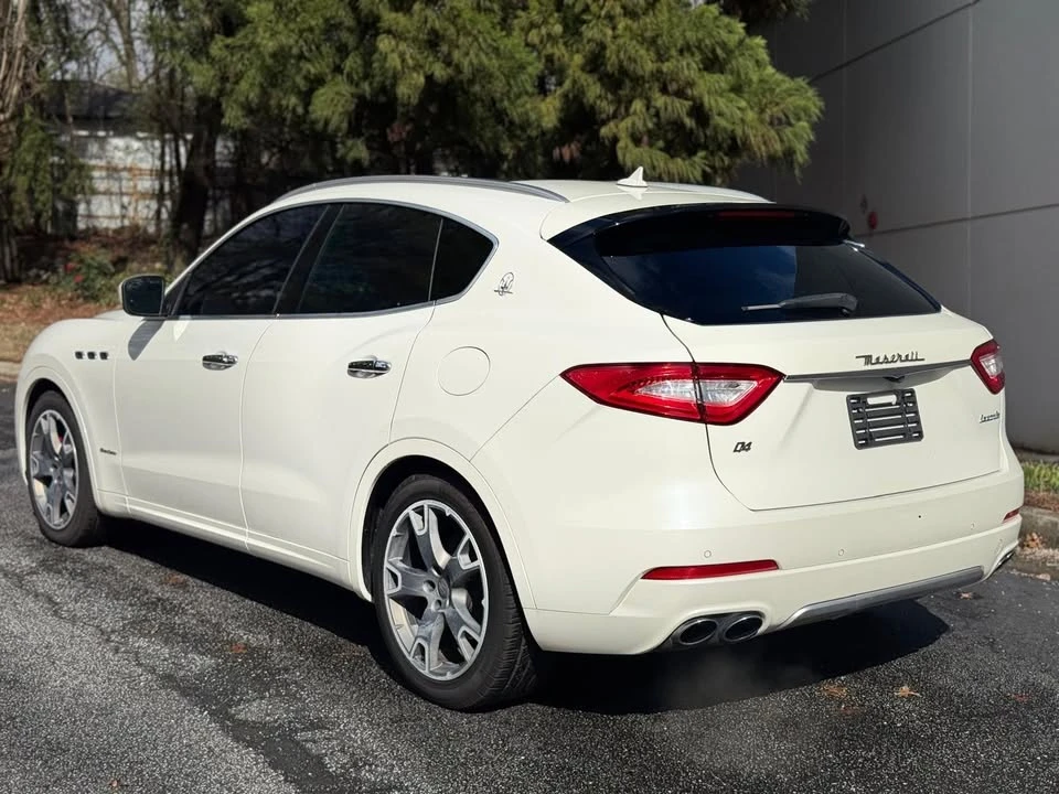 2018 Maserati Levante - Image 13 of 20