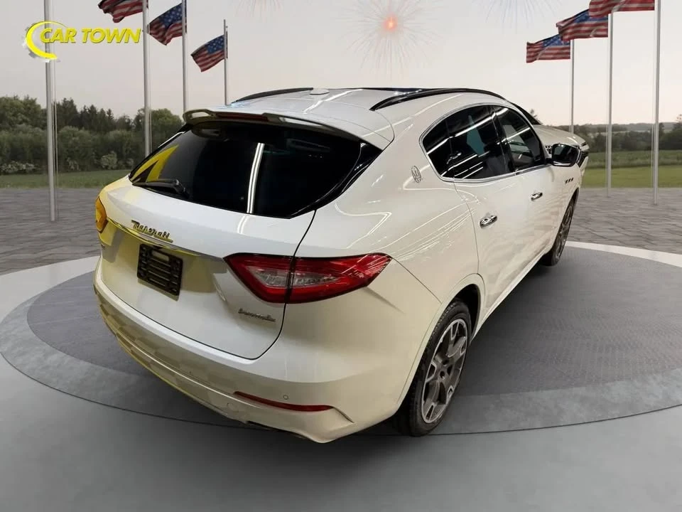 2018 Maserati Levante - Image 8 of 20