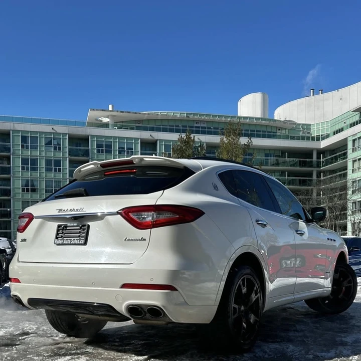 2018 Maserati Levante - Image 7 of 15