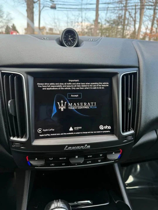 2018 Maserati Levante - Image 17 of 19