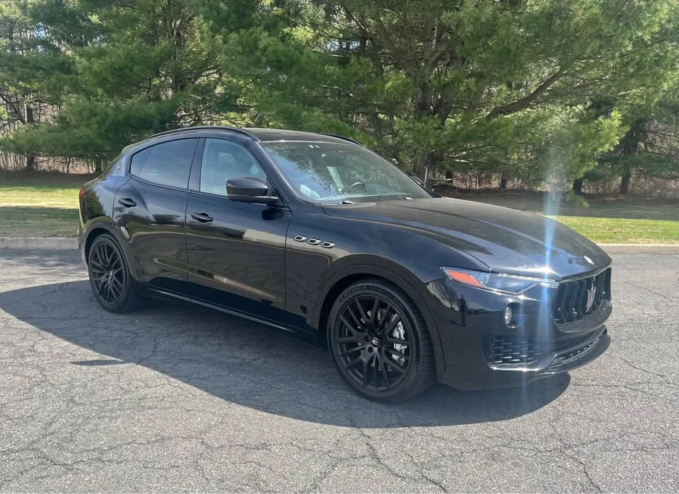 2018 Maserati Levante - Image 2 of 14