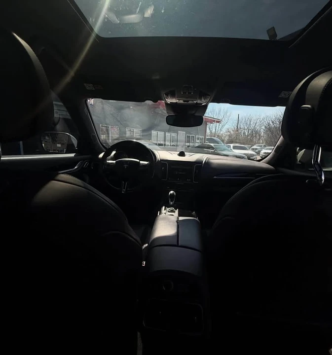 2018 Maserati Levante - Image 4 of 10