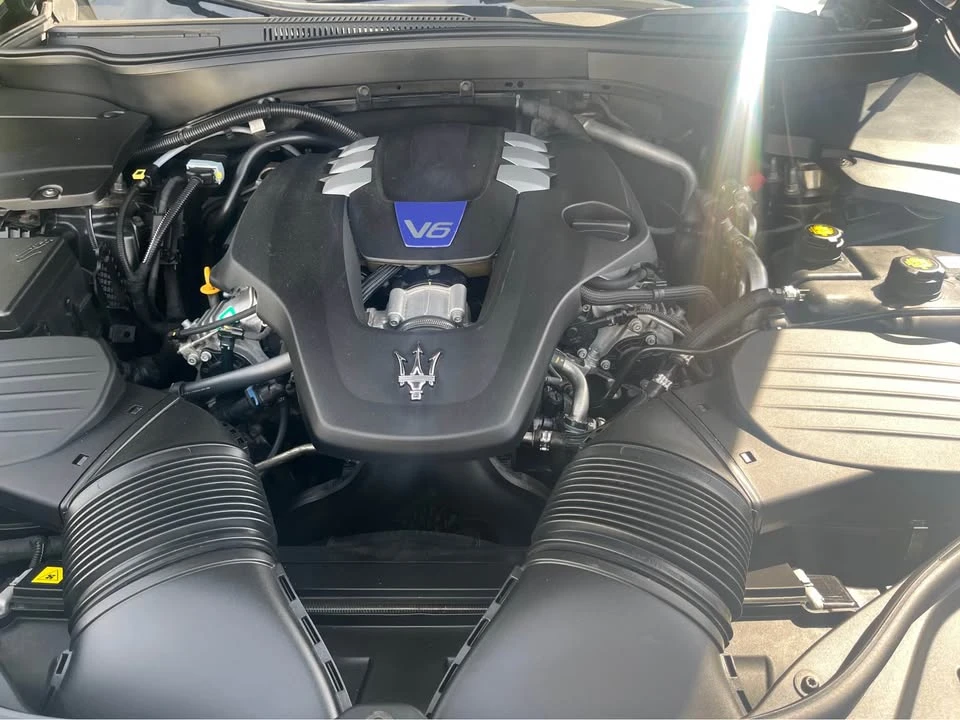 2018 Maserati Levante - Image 12 of 14
