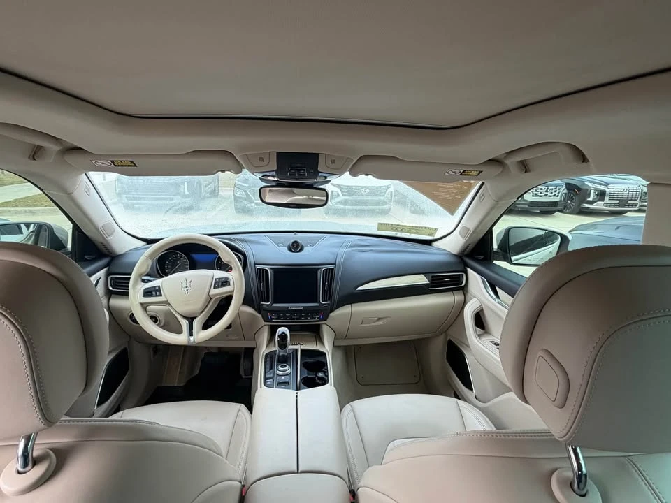 2018 Maserati Levante - Image 8 of 10