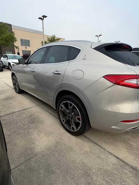 2018 Maserati Levante - Image 5 of 10