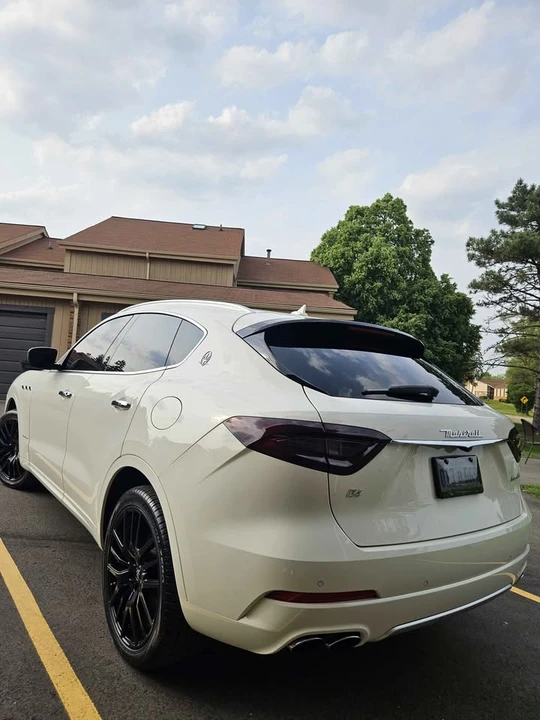 2018 Maserati Levante - Image 9 of 19