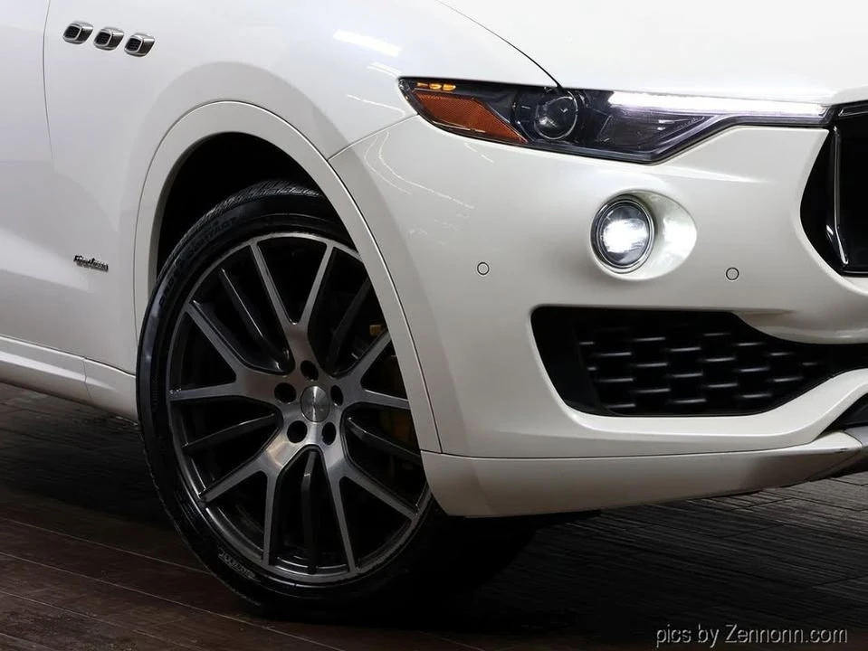 2018 Maserati Levante - Image 2 of 19