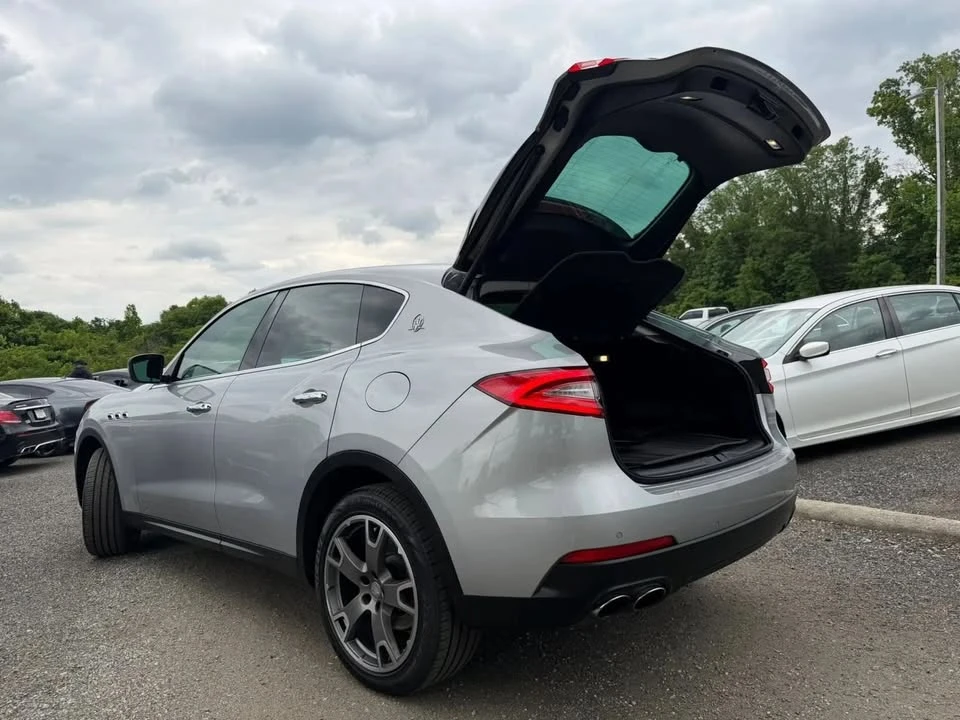 2018 Maserati Levante - Image 7 of 12