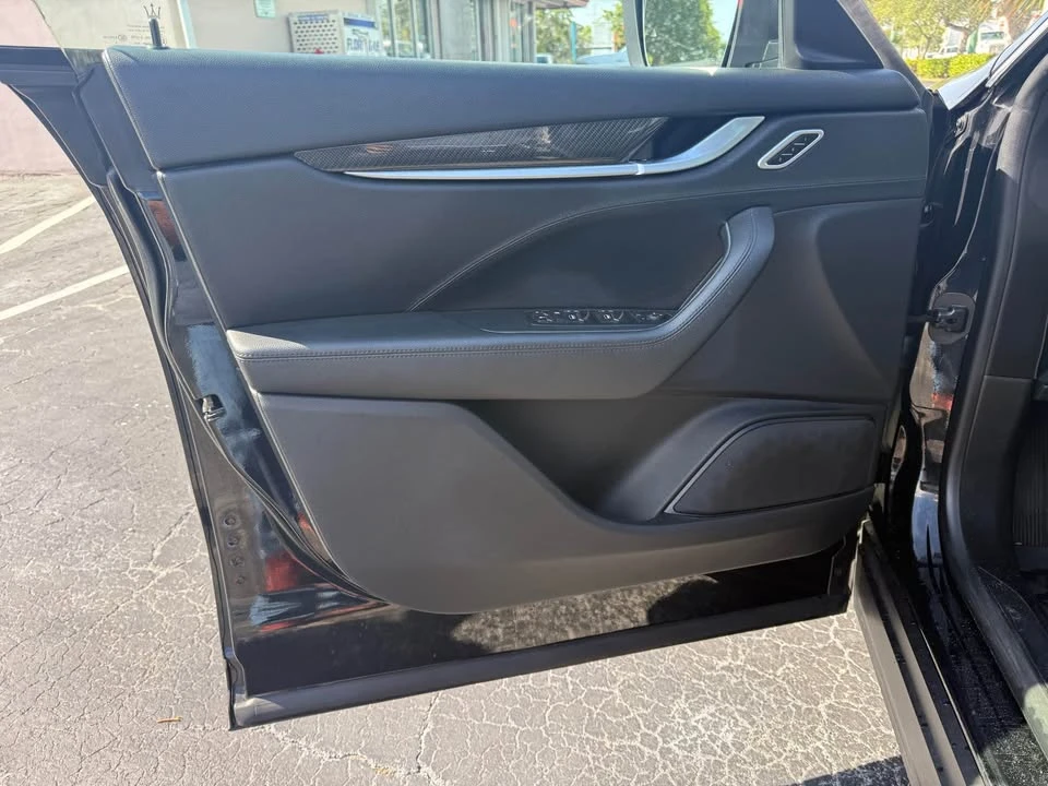 2018 Maserati Levante - Image 9 of 20